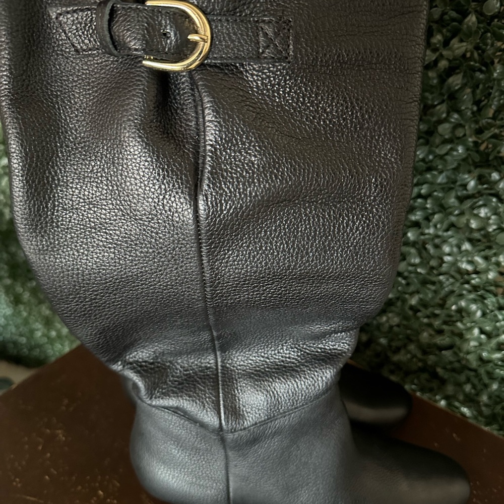 TALL BLACK LEATHER WINTER BOOTS SZ 8.5